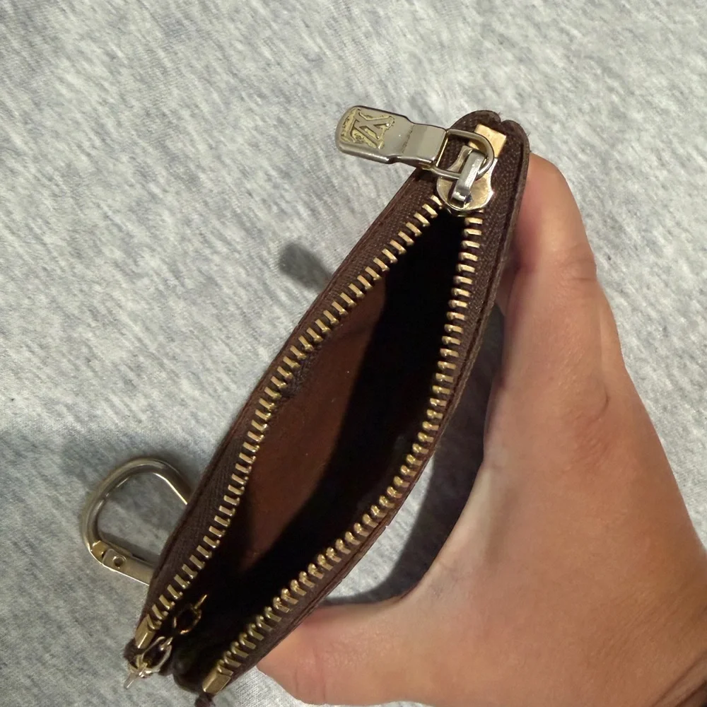 Key Pouch - Picture 2 of 3